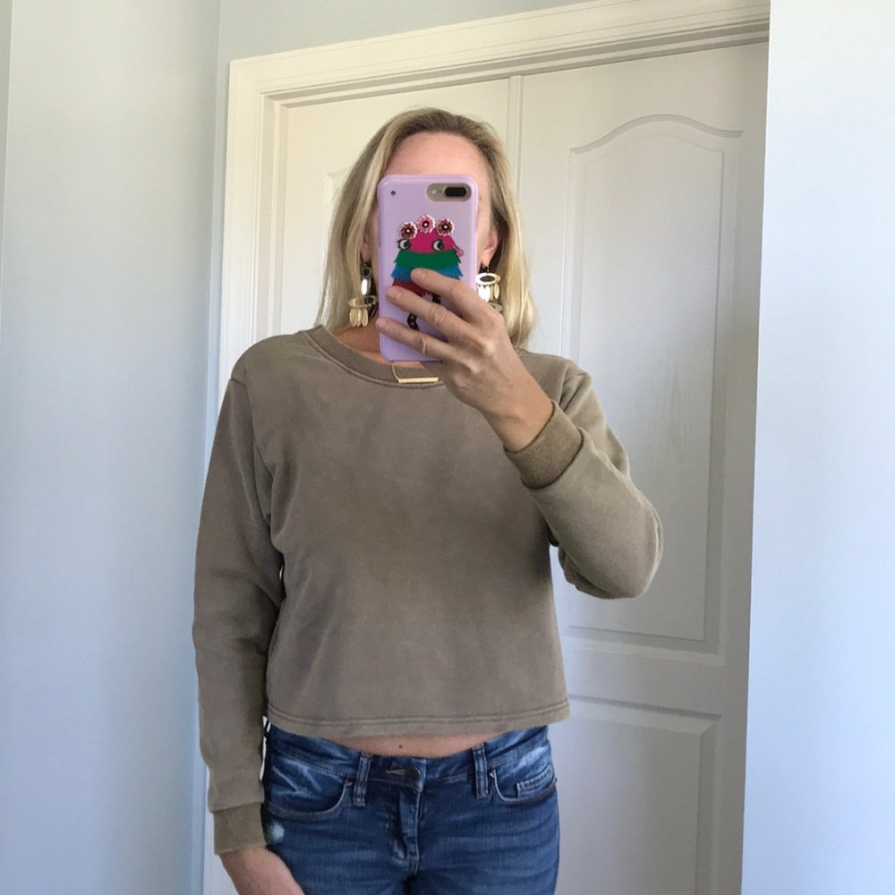 Olive/Brown Color Lace Up Back Top - Picture 6 of 8